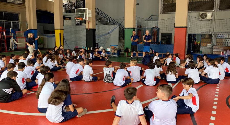 Encontro de acolhida aos alunos novatos Encontro de acolhida aos alunos novatos