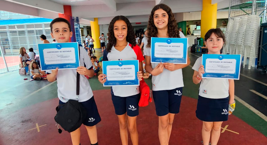 Homenagem aos alunos destaque nas Olimpíadas do Conhecimento Homenagem aos alunos destaque nas Olimpíadas do Conhecimento