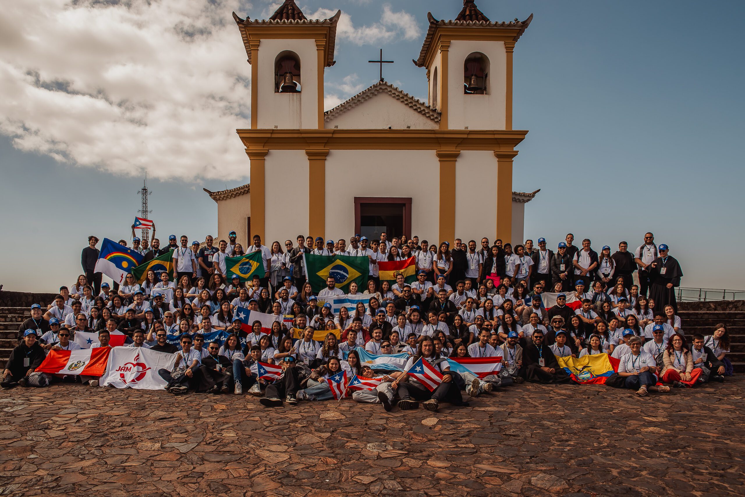 Colégio Santo Agostinho recebe cerca de 200 jovens de 14 países da América Latina durante o ELJA 2025 Colégio Santo Agostinho recebe cerca de 200 jovens de 14 países da América Latina durante o ELJA 2025
