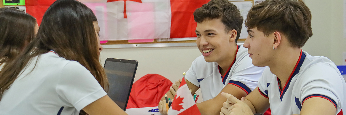 Educação que prepara para a vida Educação que prepara para a vida
